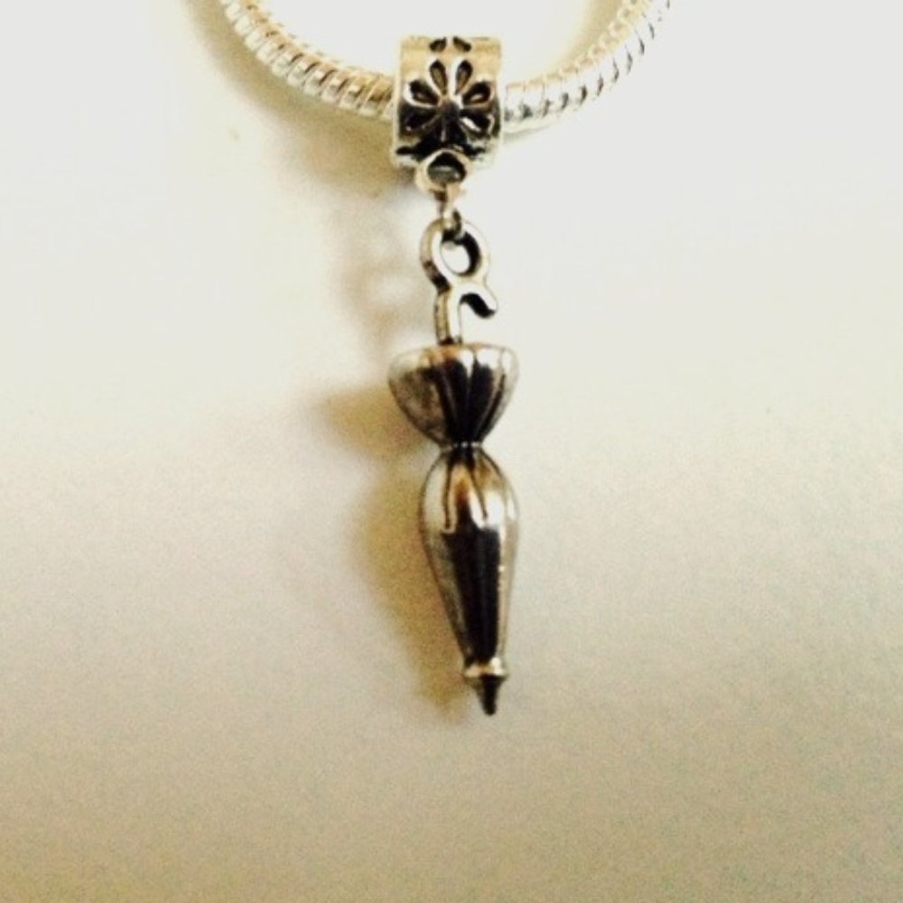 “UMBRELLA” Silver tone Dangling Charm Bead For European Style Charm Bracelets